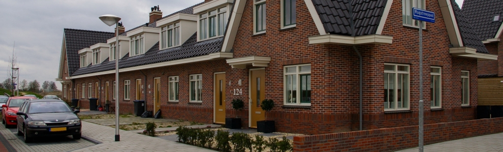 Slotenmaker Uithoorn van Van Es Sloten en Montage opent voordeur zonder schade bij spoed